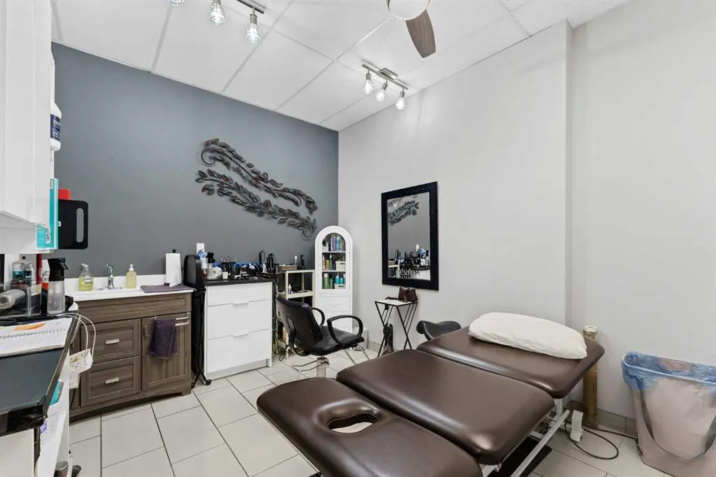1299 Trans Canada Way SE #6