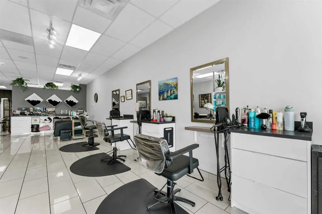 1299 Trans Canada Way SE #6