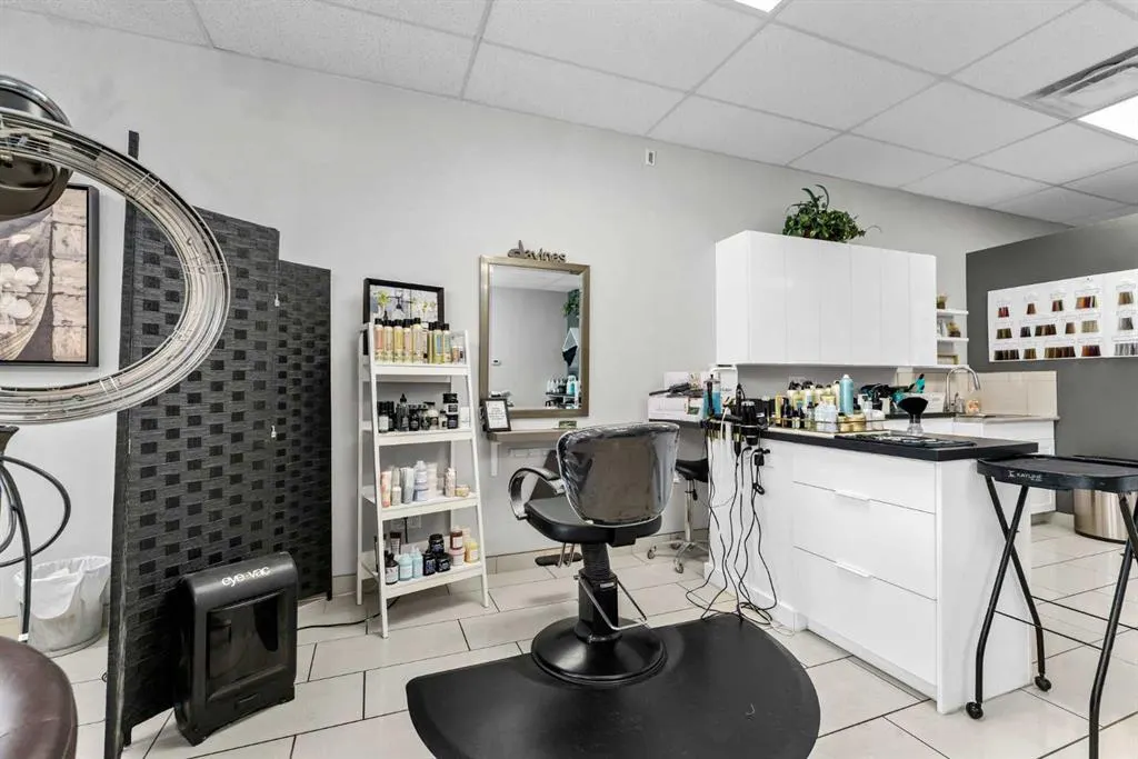 1299 Trans Canada Way SE #6