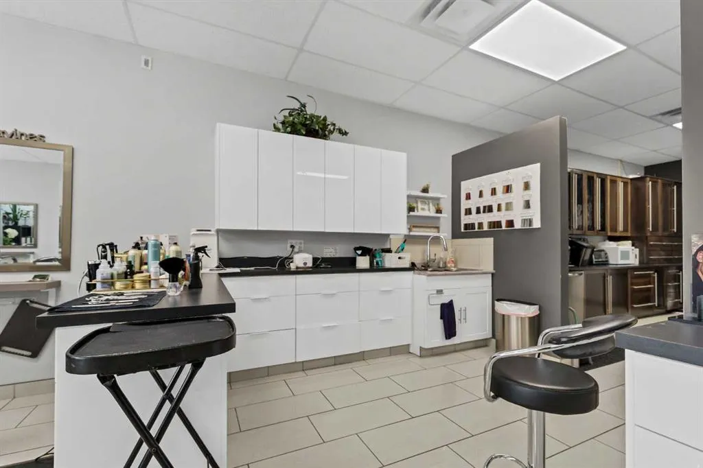 1299 Trans Canada Way SE #6