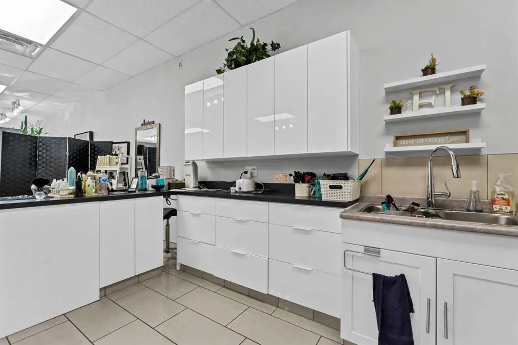 1299 Trans Canada Way SE #6