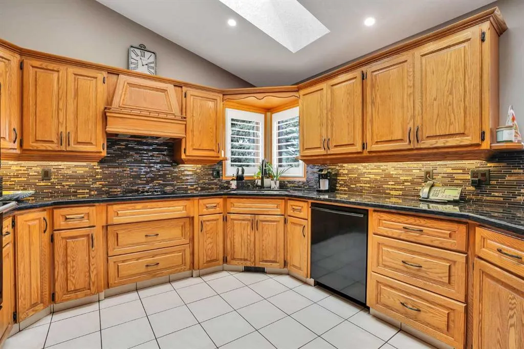 53 Santana Manor NW