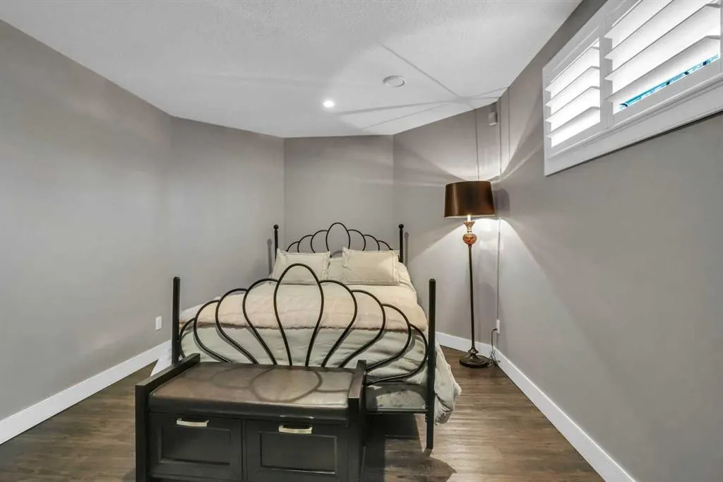53 Santana Manor NW