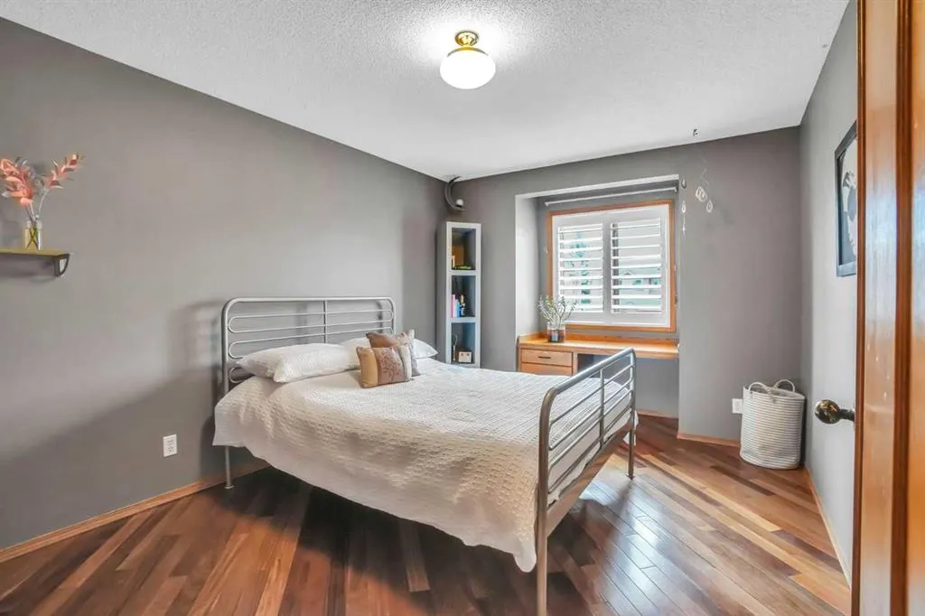 53 Santana Manor NW