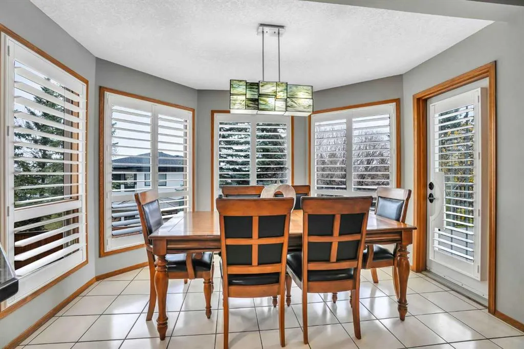 53 Santana Manor NW