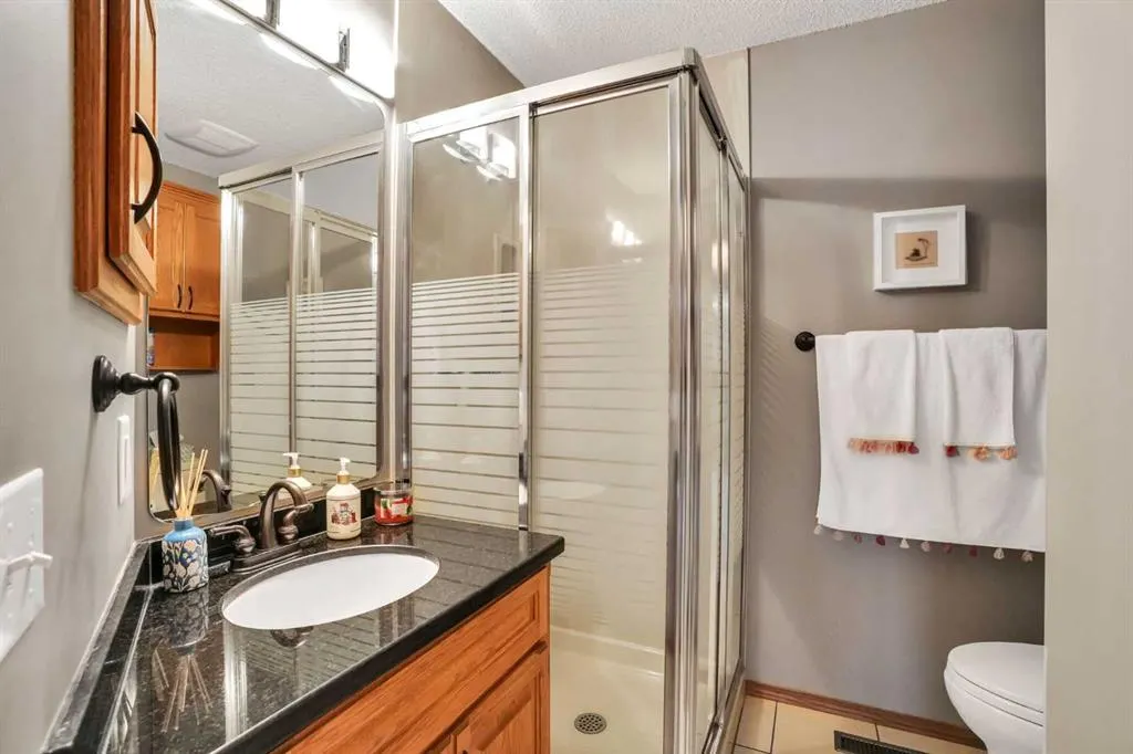 53 Santana Manor NW
