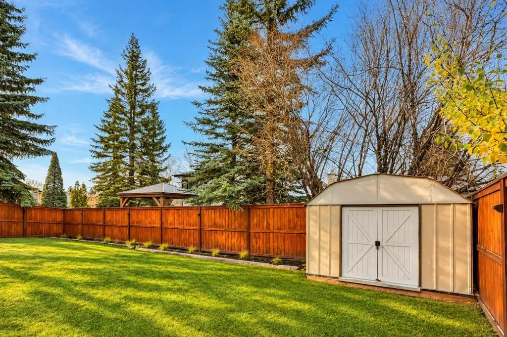 53 Santana Manor NW