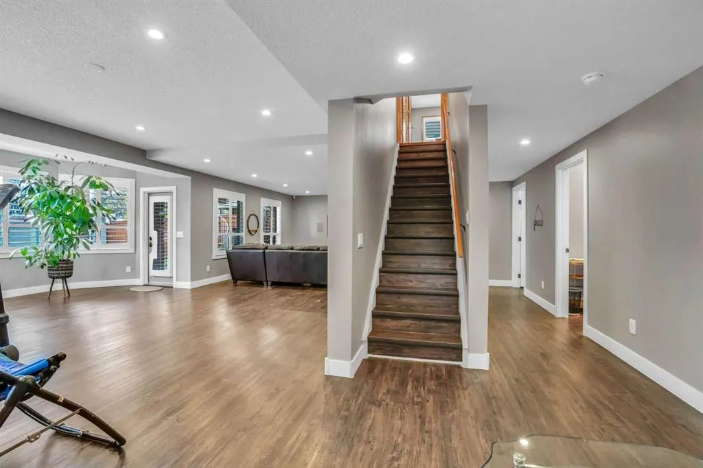 53 Santana Manor NW