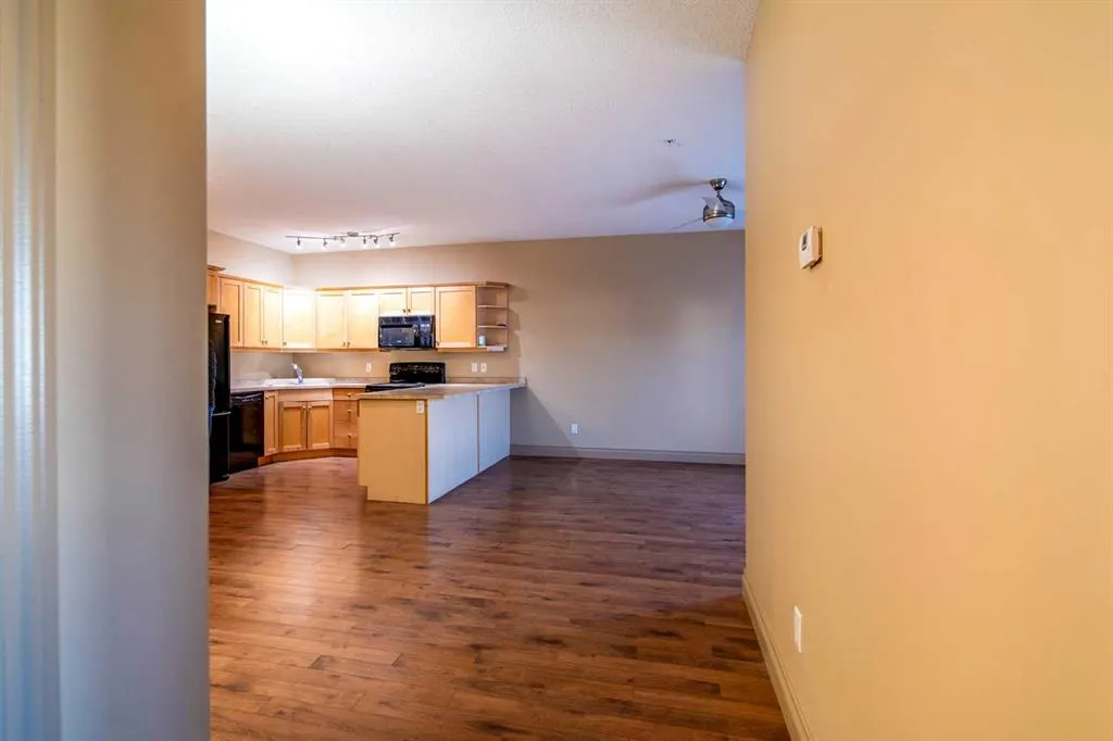 2609 11 Avenue #206