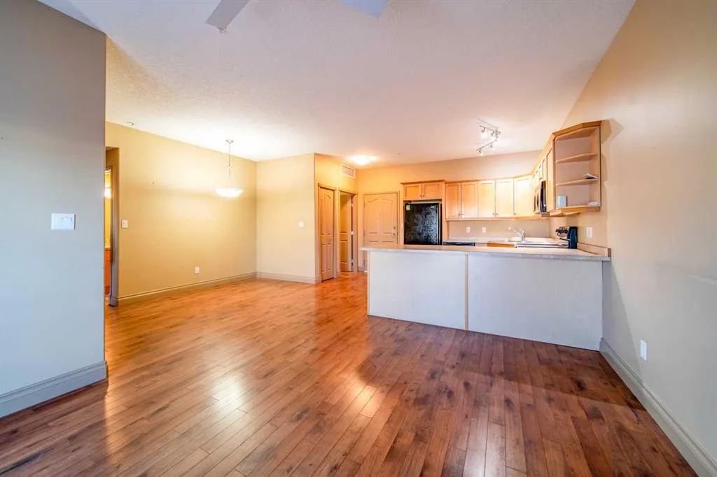 2609 11 Avenue #206