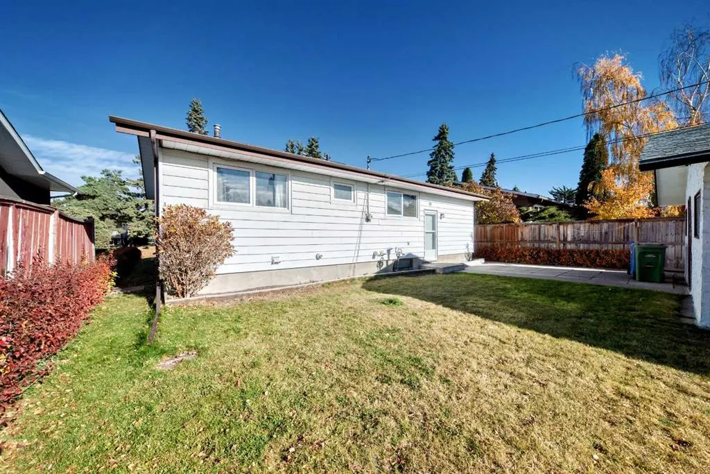 127 Marwood Circle NE
