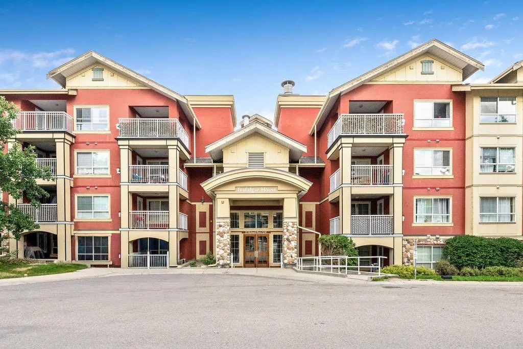 22 Richard Place SW #133
