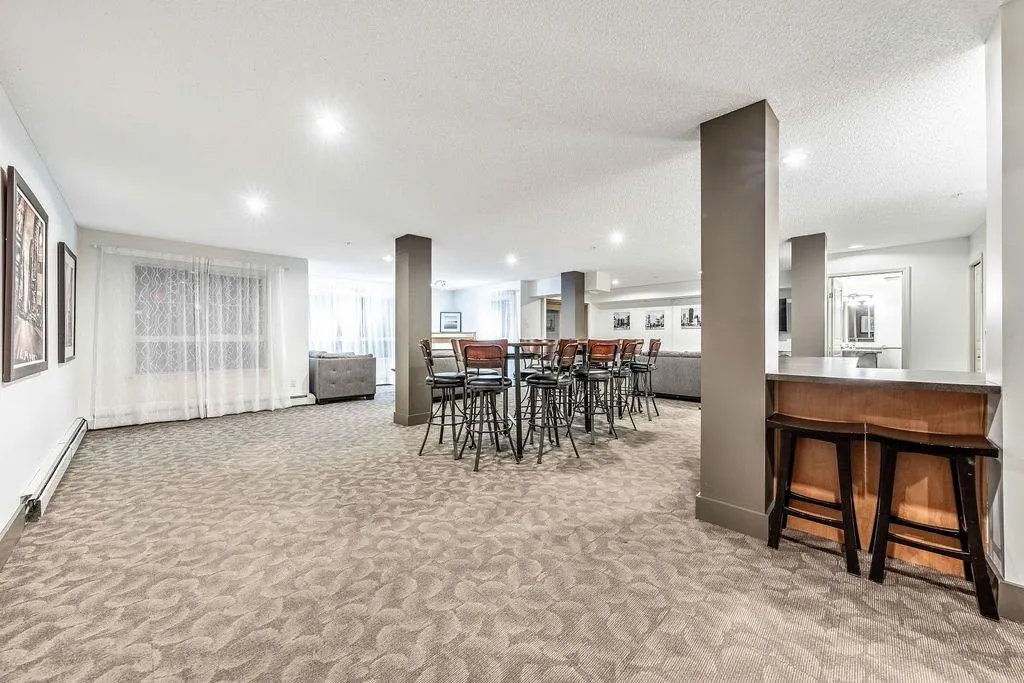 22 Richard Place SW #133