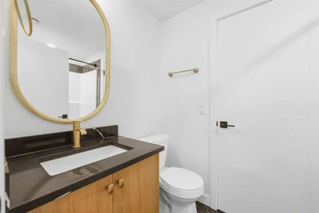 562 Seton Circle SE #301
