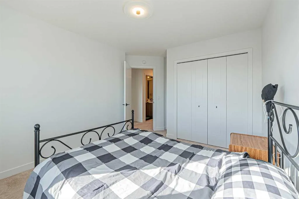32 Clydesdale Court