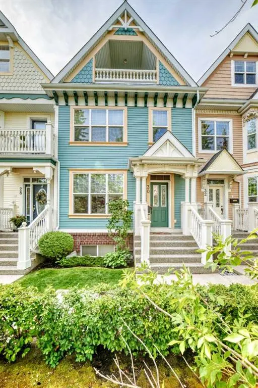 30 Versailles Gate SW