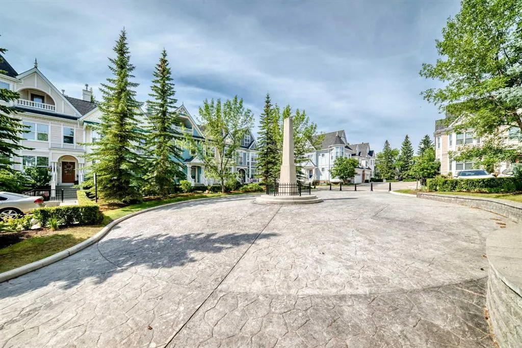 30 Versailles Gate SW