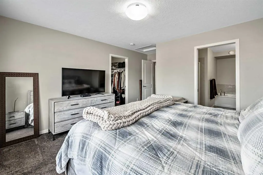 112 Masters Heights SE