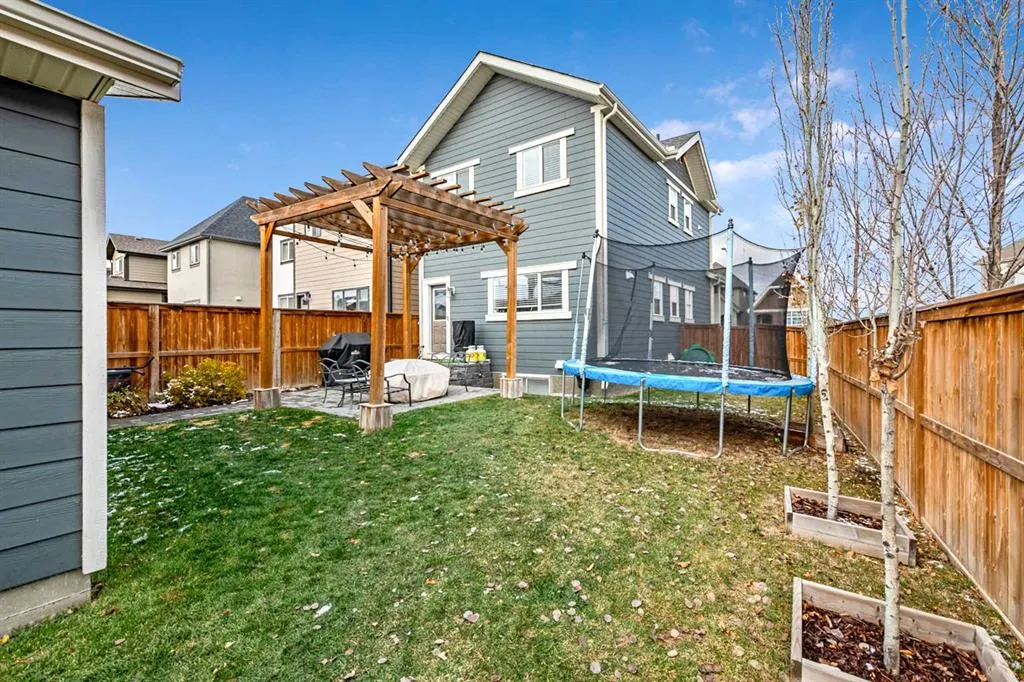112 Masters Heights SE