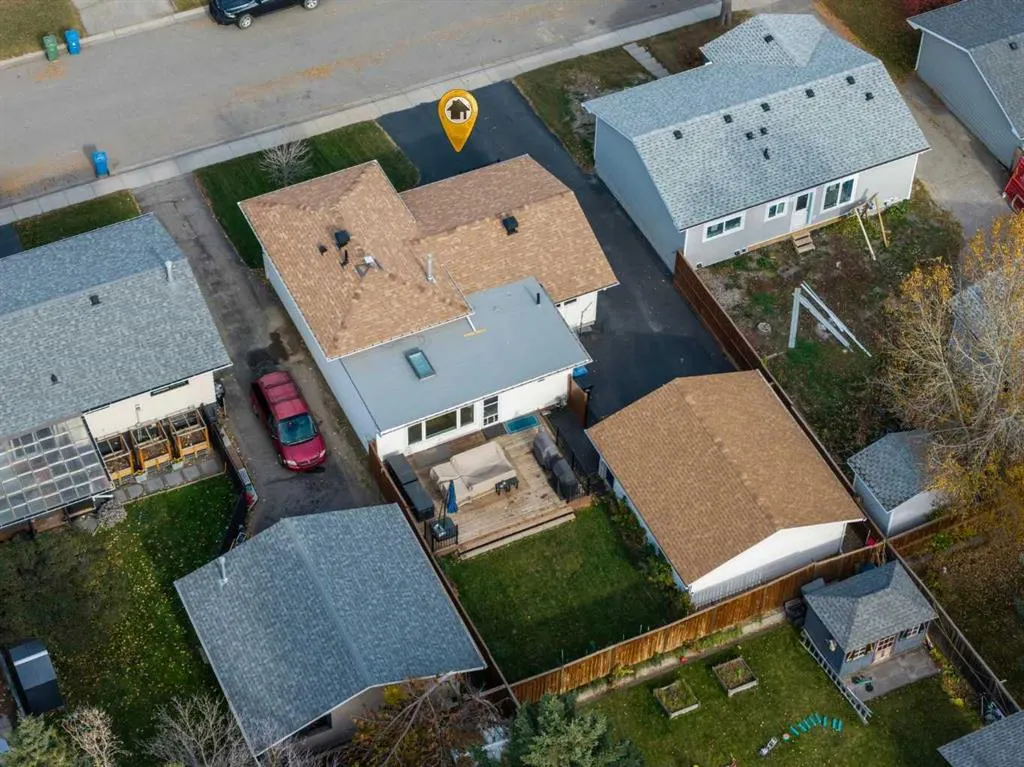111 Lynnview Crescent SE
