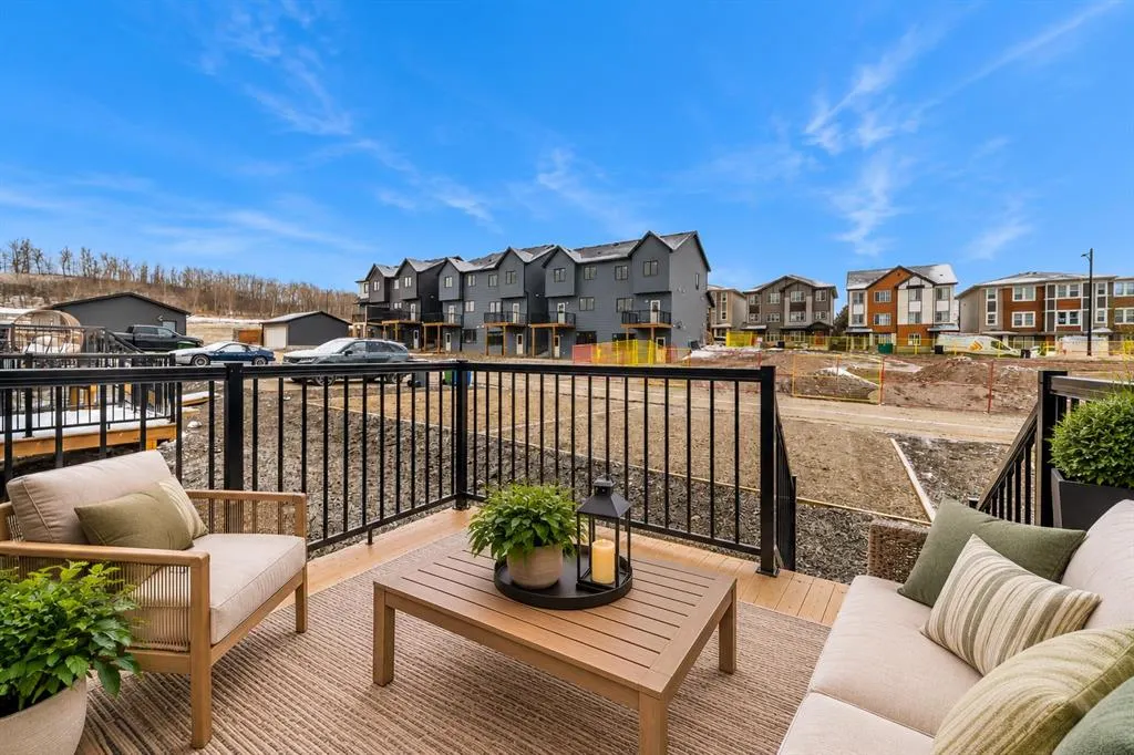 34 Tillotson Loop
