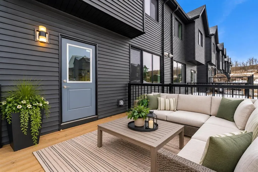 34 Tillotson Loop