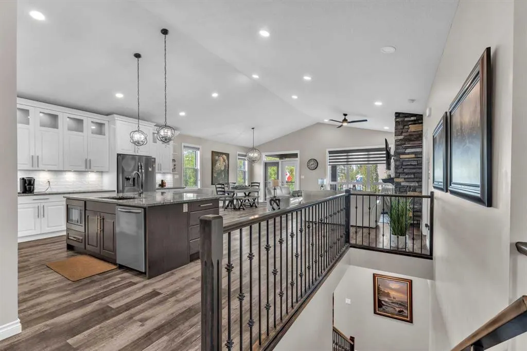 5052 Lakeshore Drive