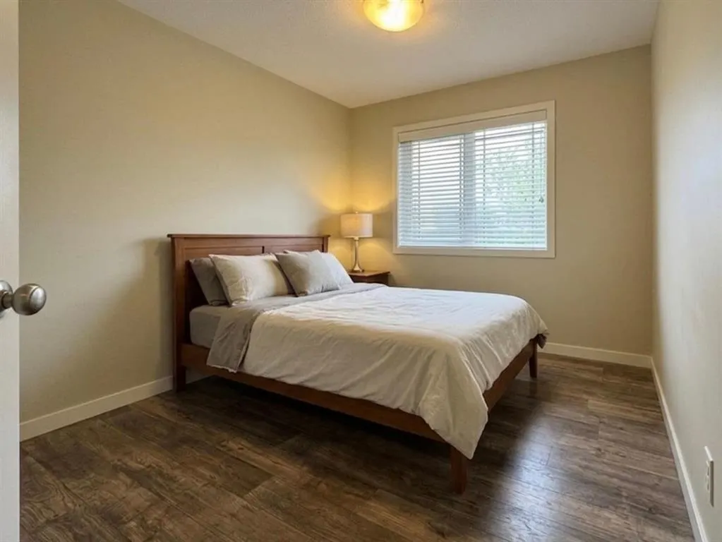 422 Lynx Terrace N