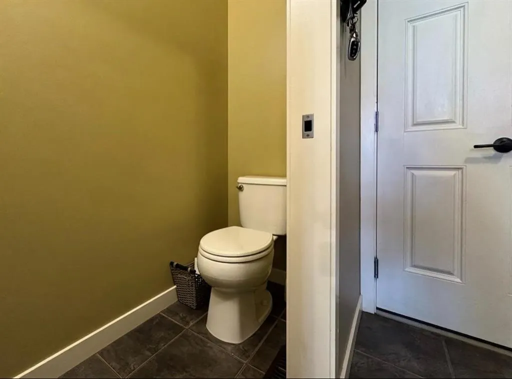 422 Lynx Terrace N