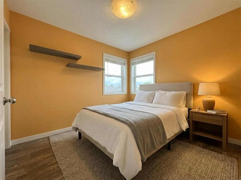 422 Lynx Terrace N