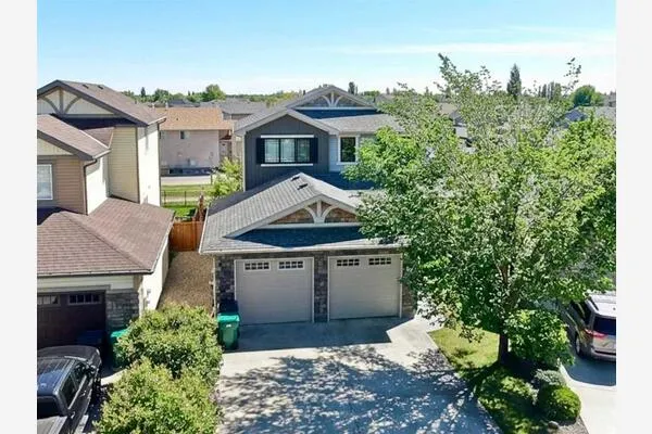 422 Lynx Terrace N