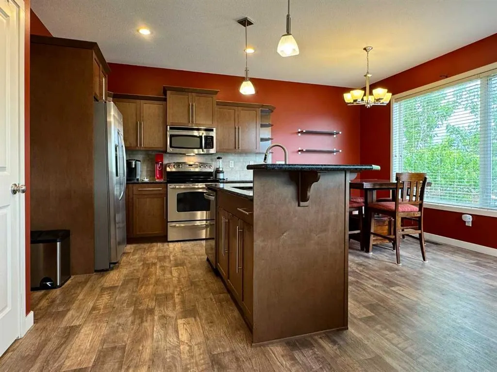422 Lynx Terrace N