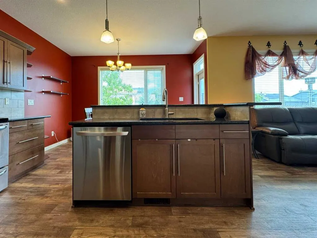 422 Lynx Terrace N