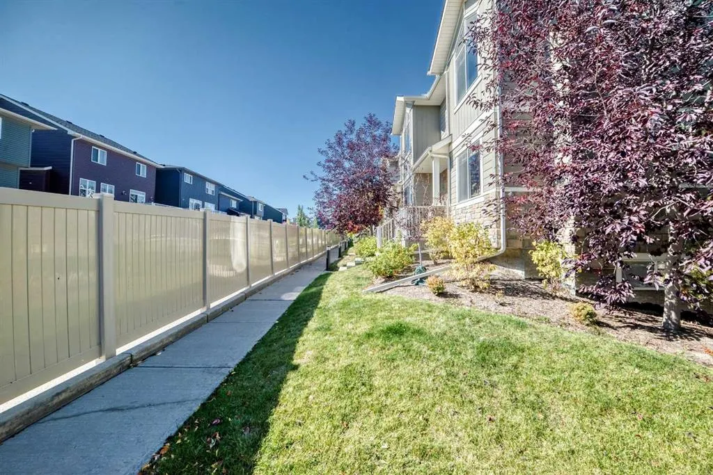 601 Evanston Manor NW