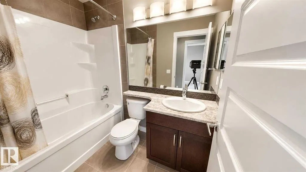 110 Meadowland Way