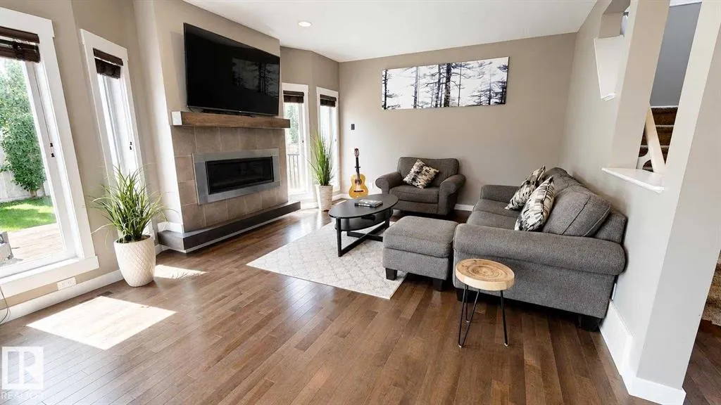 110 Meadowland Way