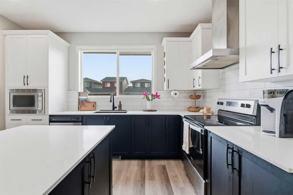 516 West Lakeview Drive