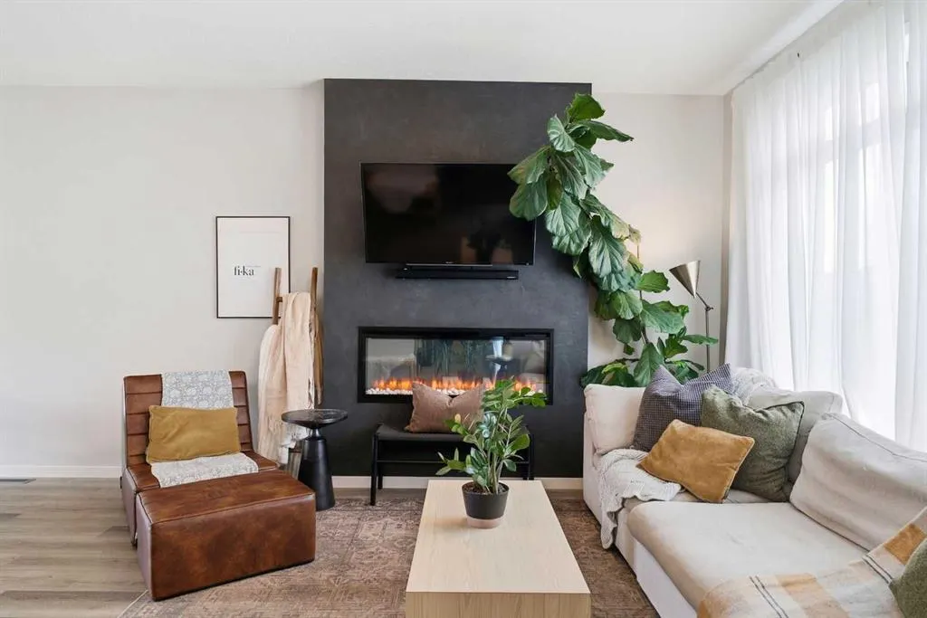 516 West Lakeview Drive
