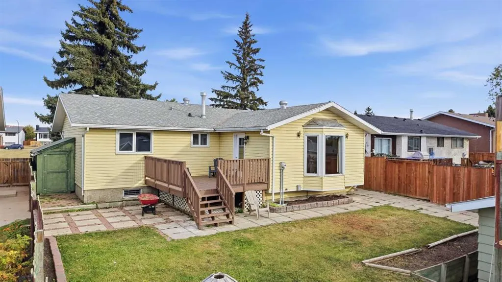 97 Neville Close