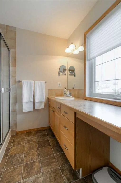 38 Riverpark Boulevard W