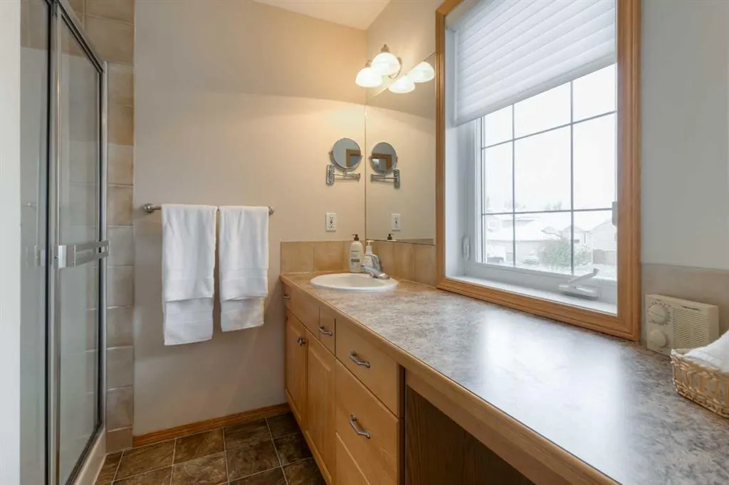 38 Riverpark Boulevard W