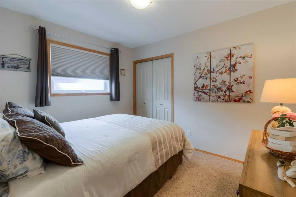 38 Riverpark Boulevard W