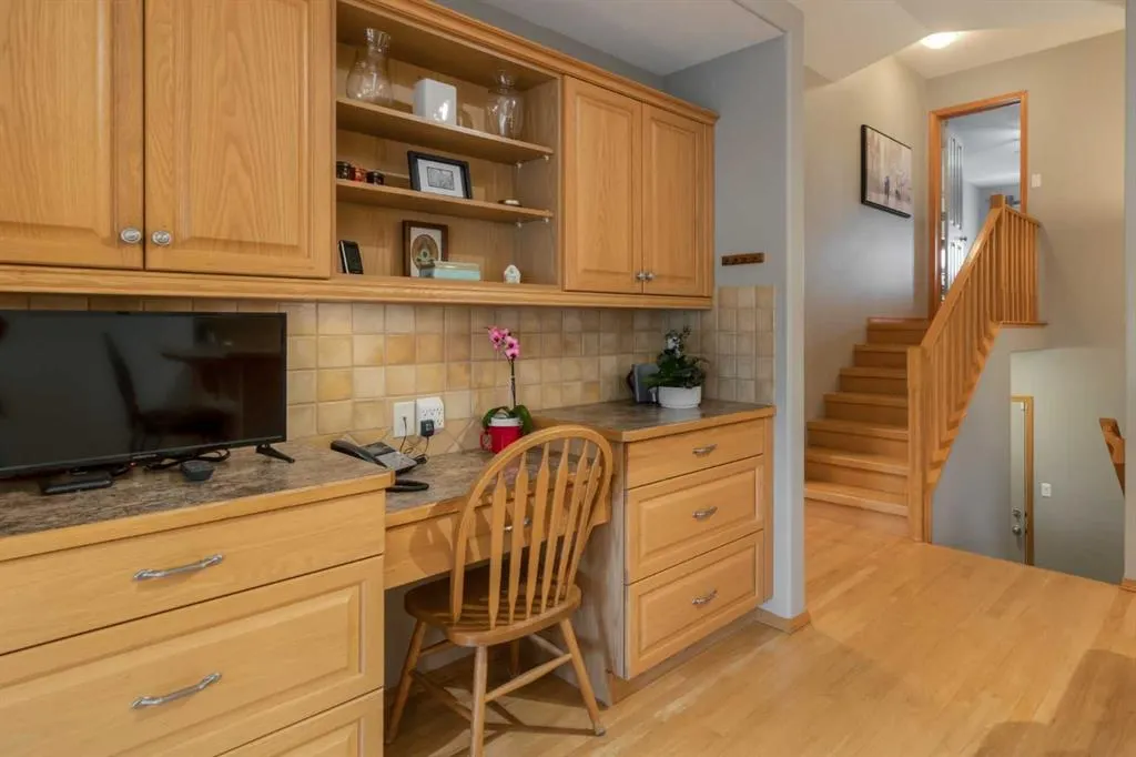 38 Riverpark Boulevard W