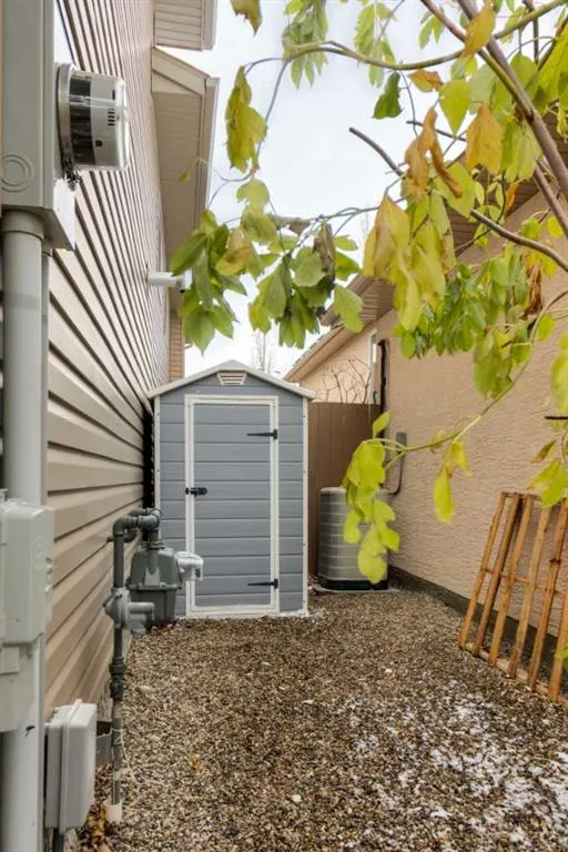 38 Riverpark Boulevard W