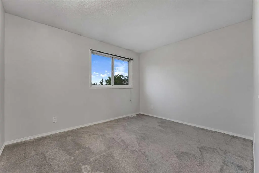 5425 Pensacola Crescent SE #33