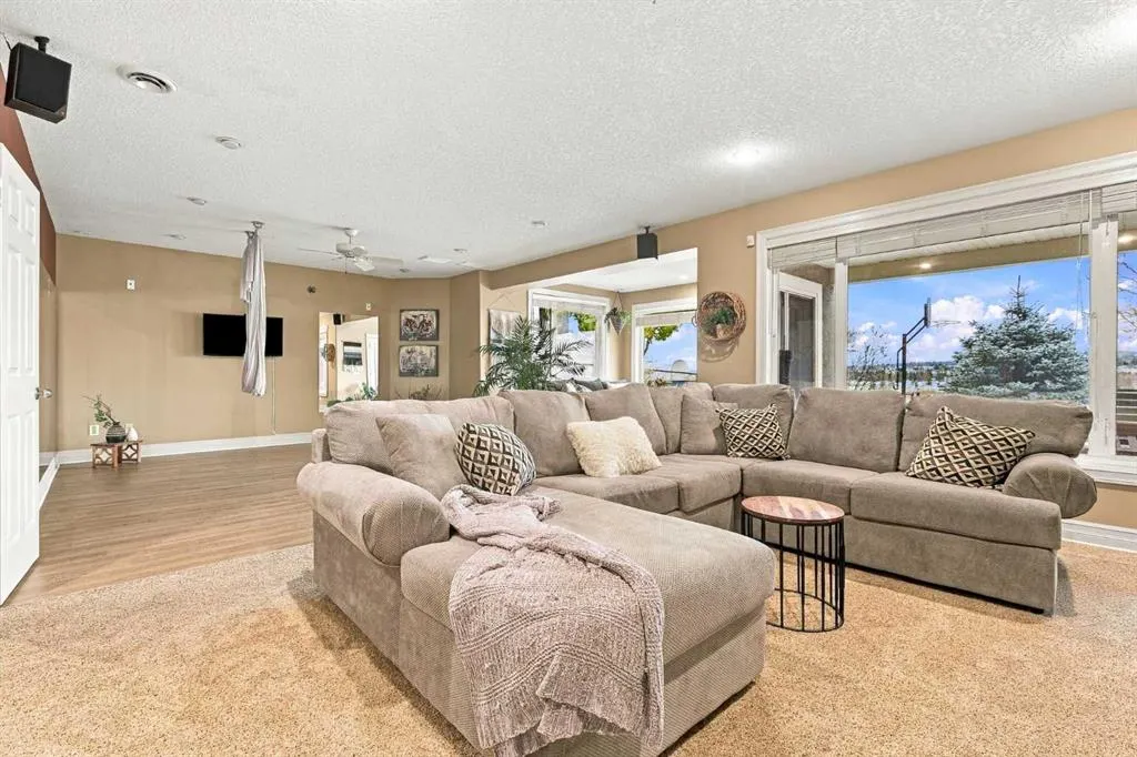 73 Hidden Creek Park NW