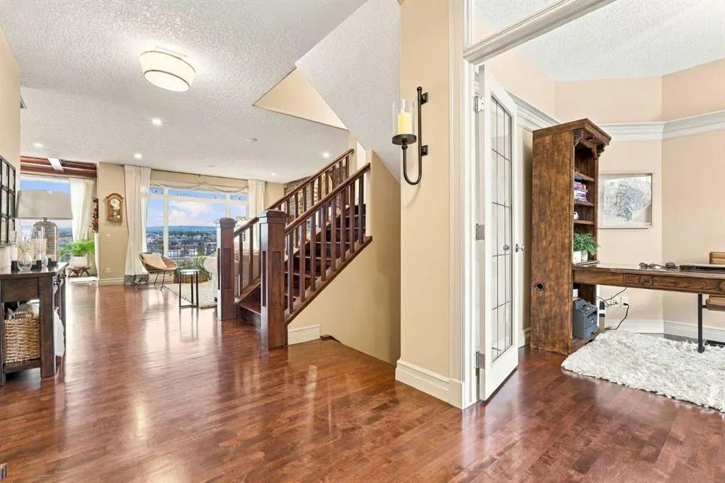 73 Hidden Creek Park NW