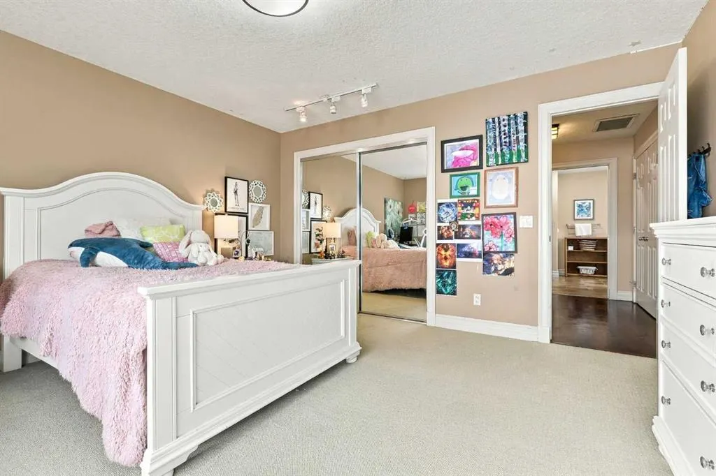 73 Hidden Creek Park NW