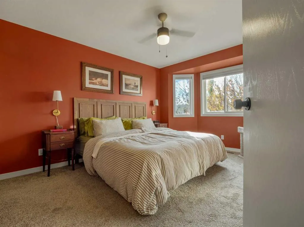 55 Assiniboia Road W