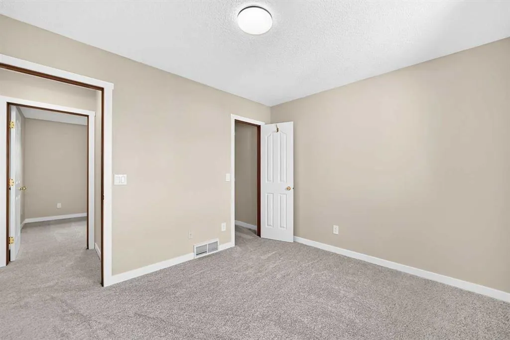151 Applestone Park SE
